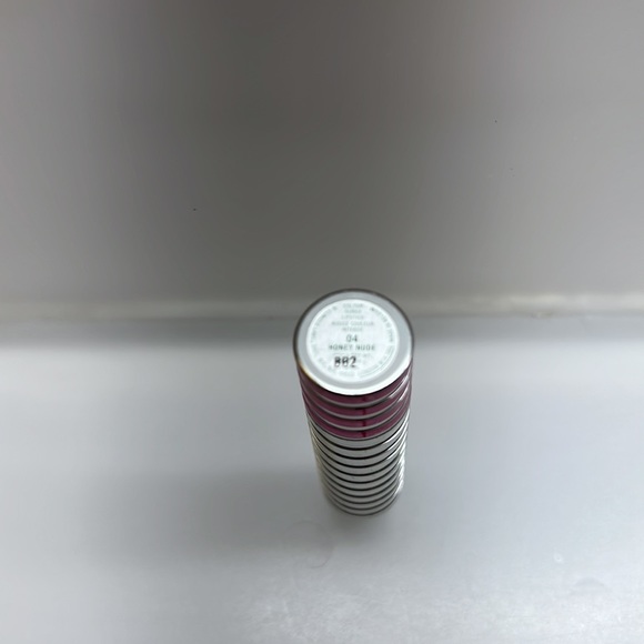 Clinique full size brand new lipstick color#04 honey nude - Picture 3 of 3